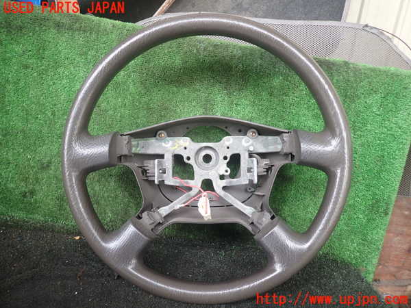 1UPJ-30157855]ハイエースワゴン100系(KZH100G)ステアリングホイール 中古_m0001.jpg
