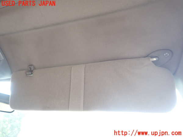 1UPJ-30157625]ハイエースワゴン100系(KZH100G)室内サンバイザー右側 中古_m0002.jpg