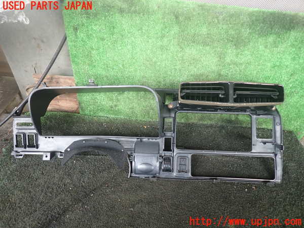 1UPJ-30157510]ハイエースワゴン100系(KZH100G)メーターフード 中古_m0005.jpg