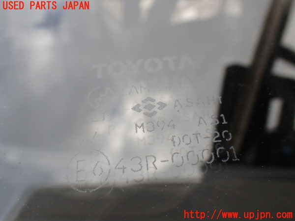 1UPJ-30161195]ハイラックスサーフ N130系 4ドア(KZN130W)フロントガラス 中古 ASAHI M394 43R-00001_m0003.jpg