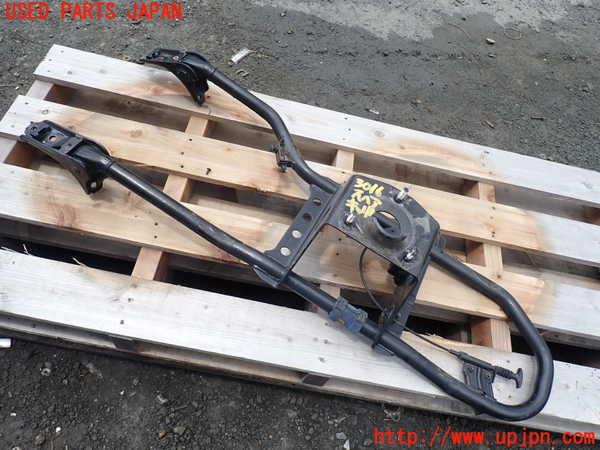 5UPJ-30161700]ハイラックスサーフ N130系 4ドア(KZN130W)スペアタイヤキャリア 中古_m0001.jpg