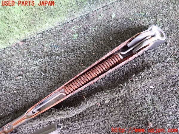 1UPJ-30161661]ハイラックスサーフ N130系 4ドア(KZN130W)リアワイパーアーム1 ジャンク_m0004.jpg