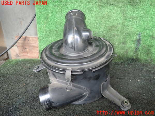 1UPJ-30162560]ハイラックスサーフ N130系 4ドア(KZN130W)エアクリーナーボックス 中古_m0002.jpg