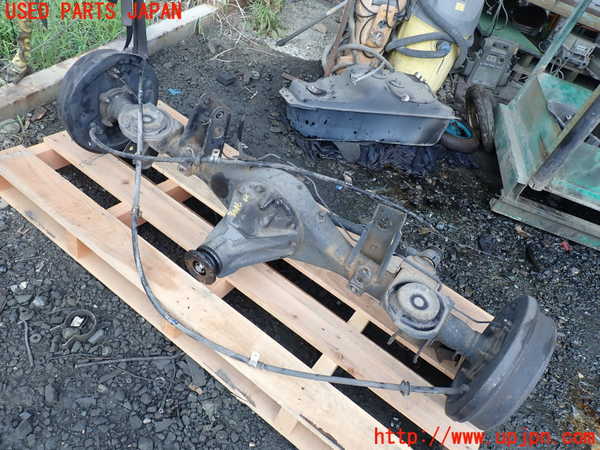 1UPJ-30164400]ハイラックスサーフ N130系 4ドア(KZN130W)リアデフホーシング 中古_m0002.jpg