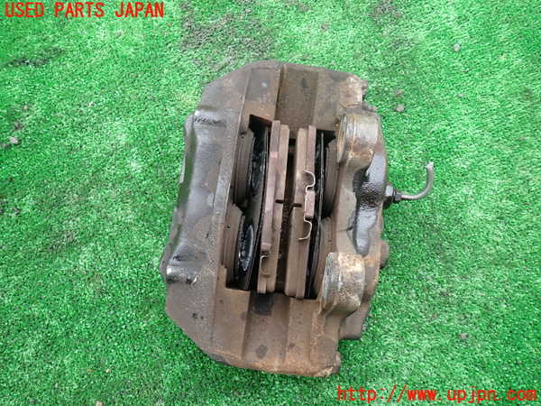 1UPJ-30164080]ハイラックスサーフ N130系 4ドア(KZN130W)右フロントキャリパー 中古_m0002.jpg
