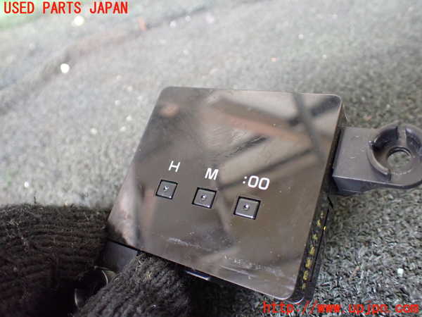 1UPJ-30167850]ハイラックスサーフ N130系 4ドア(KZN130W)時計 中古_m0002.jpg