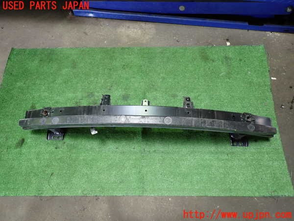 1UPJ-30171014]エスティマ(ACR50W)フロントバンパーホースメント 中古_m0001.jpg