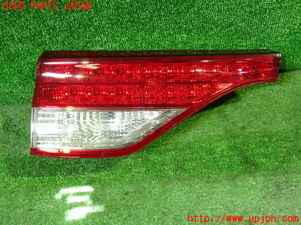 5UPJ-30171552]エスティマ(ACR50W)左リアフィニッシャー 中古_m0001.jpg