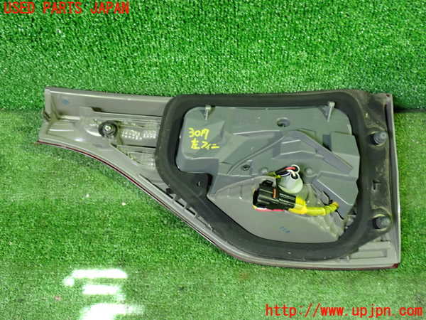 5UPJ-30171552]エスティマ(ACR50W)左リアフィニッシャー 中古_m0002.jpg