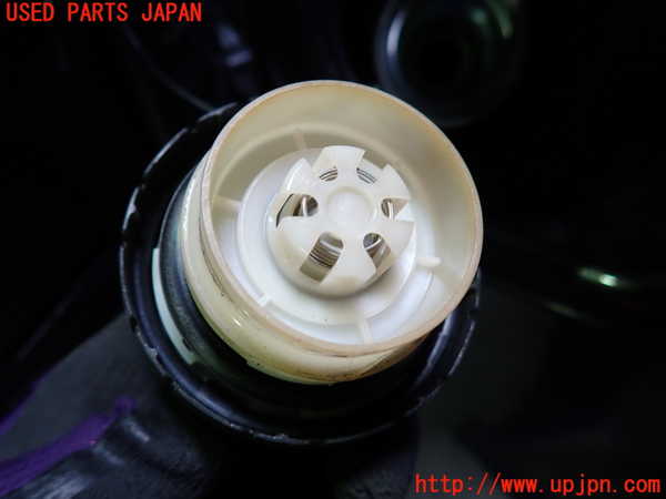 1UPJ-30171690]エスティマ(ACR50W)フューエルリッド 中古_m0003.jpg