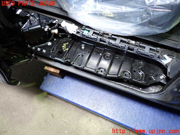 1UPJ-30171319]エスティマ(ACR50W)右後パワースライドドアユニット 中古_m0001.jpg