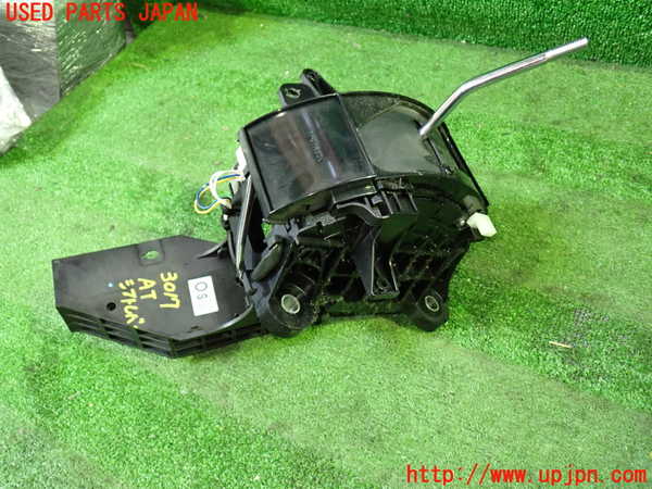1UPJ-30177555]エスティマ(ACR50W)ATシフトレバー 中古_m0003.jpg