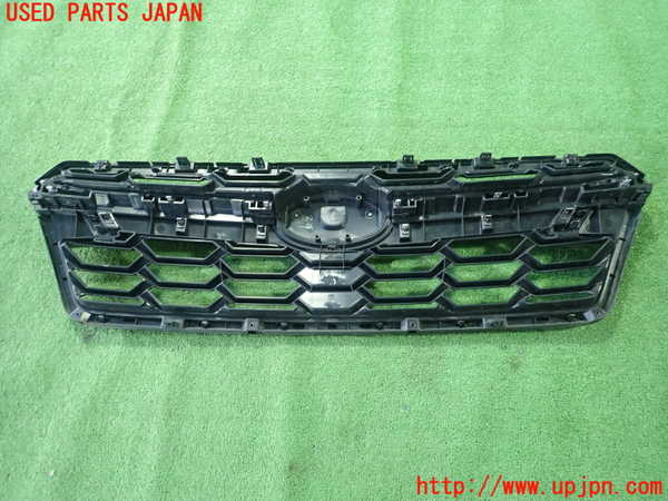 1UPJ-30181050]スバル・XV(GT7)ラジエターグリル 中古_m0002.jpg