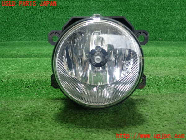 5UPJ-30181180]スバル・XV(GT7)右フォグ 中古_m0001.jpg