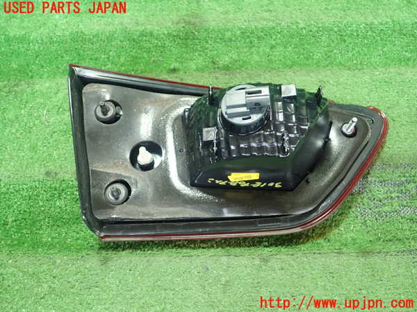 5UPJ-30181550]スバル・XV(GT7)右リアフィニッシャー 中古_m0003.jpg