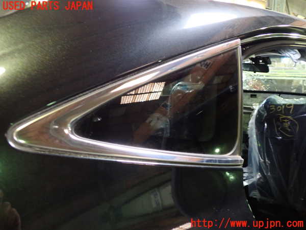 1UPJ-30191380]ハリアー ハイブリッド(AXUH80)右クォーターガラス M2V3 中古_m0001.jpg