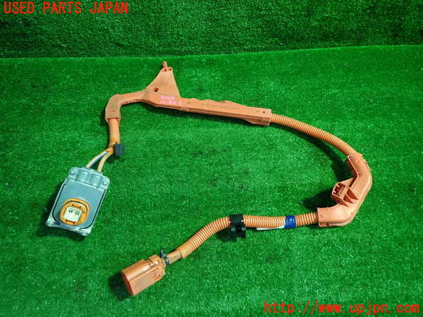 5UPJ-30196806]ハリアー ハイブリッド(AXUH80)ハーネス1 中古_m0001.jpg