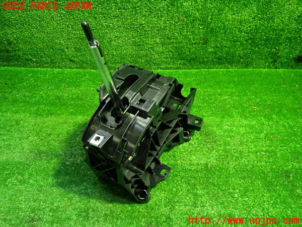 5UPJ-30197555]ハリアー ハイブリッド(AXUH80)ATシフトレバー 中古_m0001.jpg