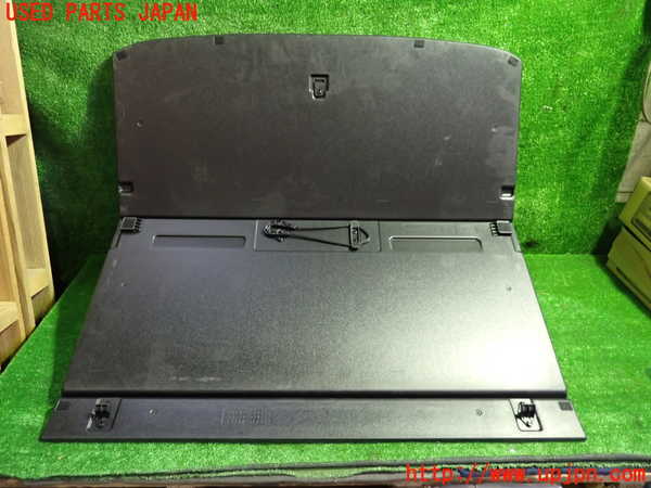 1UPJ-30197771]ハリアー ハイブリッド(AXUH80)ラゲッジトレイ1 中古_m0002.jpg