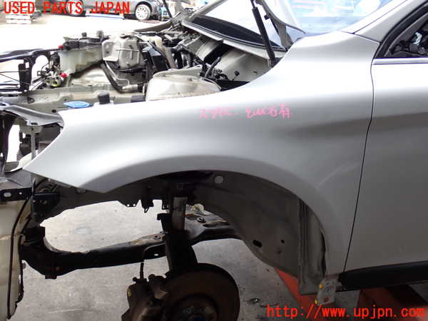 2UPJ-30201082]ボルボ・XC60(DB4204TXC)左前フェンダー 中古_m0001.jpg