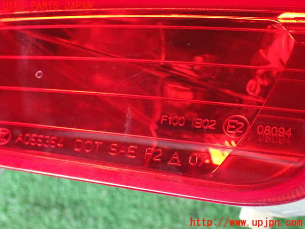 2UPJ-30201154]ボルボ・XC60(DB4204TXC)右リアコーナーランプ 中古_m0002.jpg