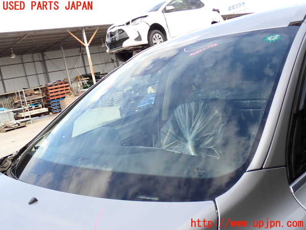 2UPJ-30201195]ボルボ・XC60(DB4204TXC)フロントガラス (43R-00027) 中古_m0004.jpg