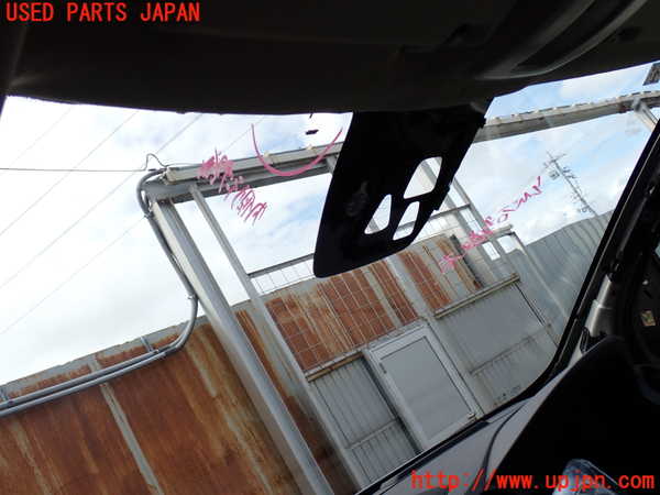 2UPJ-30201195]ボルボ・XC60(DB4204TXC)フロントガラス (43R-00027) 中古_m0005.jpg