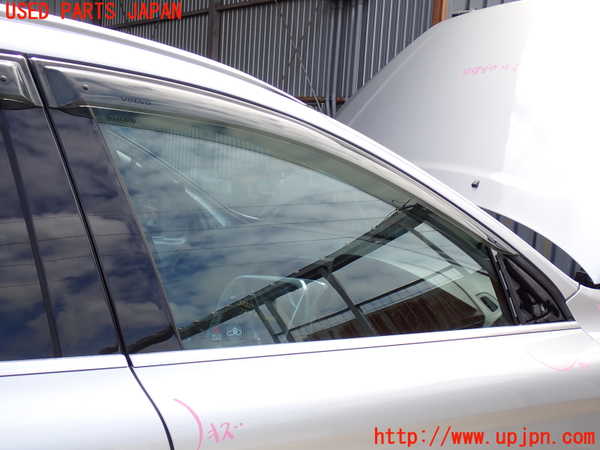2UPJ-30201230]ボルボ・XC60(DB4204TXC)右前ドア (43R-001106) 中古_m0002.jpg