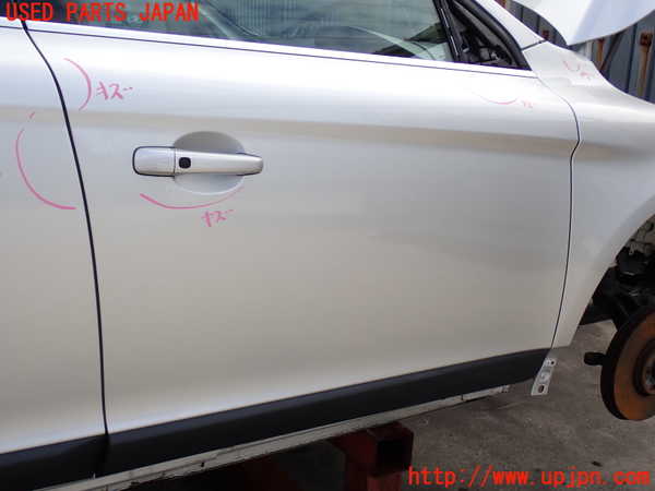 2UPJ-30201230]ボルボ・XC60(DB4204TXC)右前ドア (43R-001106) 中古_m0003.jpg
