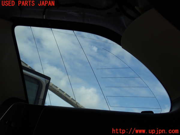 2UPJ-30201380]ボルボ・XC60(DB4204TXC)右クォーターガラス (43R-0010236) 中古_m0004.jpg