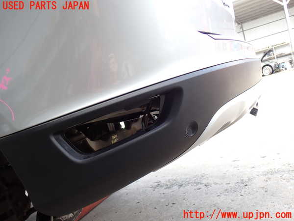 2UPJ-30201610]ボルボ・XC60(DB4204TXC)リアバンパー 中古_m0005.jpg