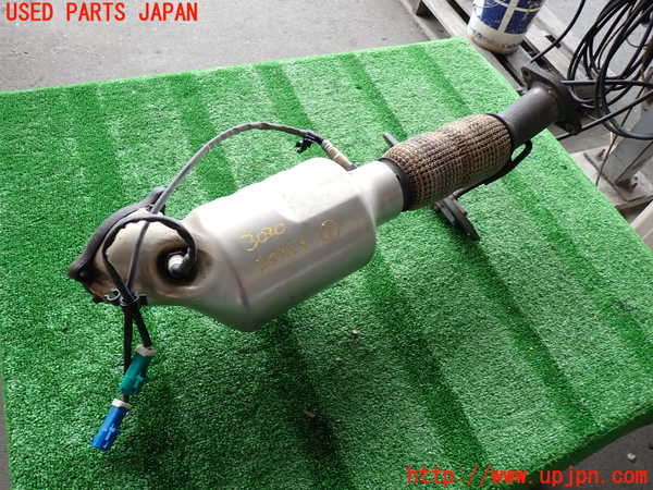 2UPJ-30202661]ボルボ・XC60(DB4204TXC)触媒1 中古_m0001.jpg
