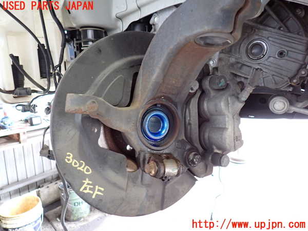 2UPJ-30204295]ボルボ・XC60(DB4204TXC)左フロントナックルハブ 中古_m0002.jpg