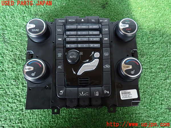 2UPJ-30206066]ボルボ・XC60(DB4204TXC)エアコンスイッチ1 中古_m0001.jpg