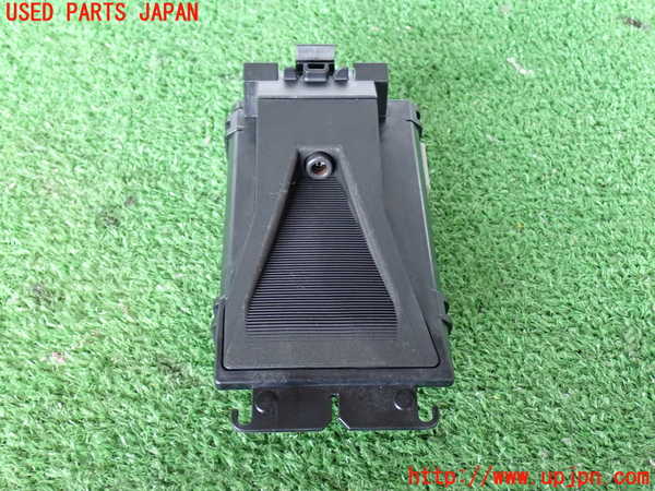 2UPJ-30206381]ボルボ・XC60(DB4204TXC)センサー1 中古_m0001.jpg