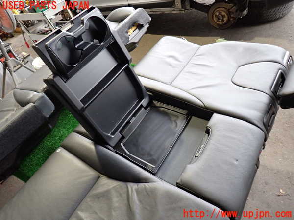 2UPJ-30207385]ボルボ・XC60(DB4204TXC)リアシート 中古_m0003.jpg