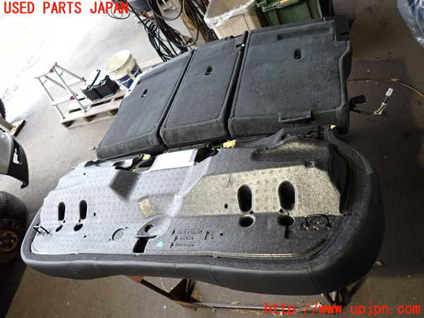 2UPJ-30207385]ボルボ・XC60(DB4204TXC)リアシート 中古_m0005.jpg