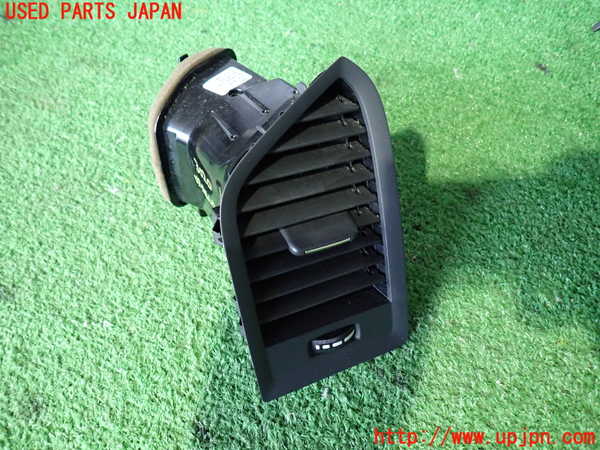 2UPJ-30207527]ボルボ・XC60(DB4204TXC)エアコン吹き出し口2 (右) 中古_m0001.jpg