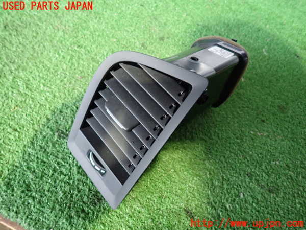 2UPJ-30207528]ボルボ・XC60(DB4204TXC)エアコン吹き出し口3 (左) 中古_m0001.jpg