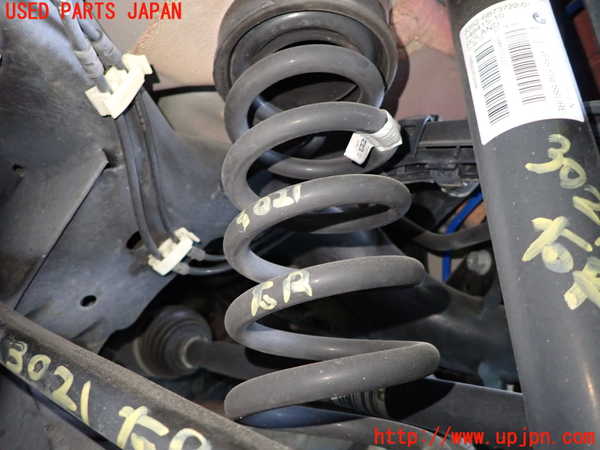 1UPJ-30215100]BMW 118i F20(1R15)右リアスプリング 中古_m0001.jpg