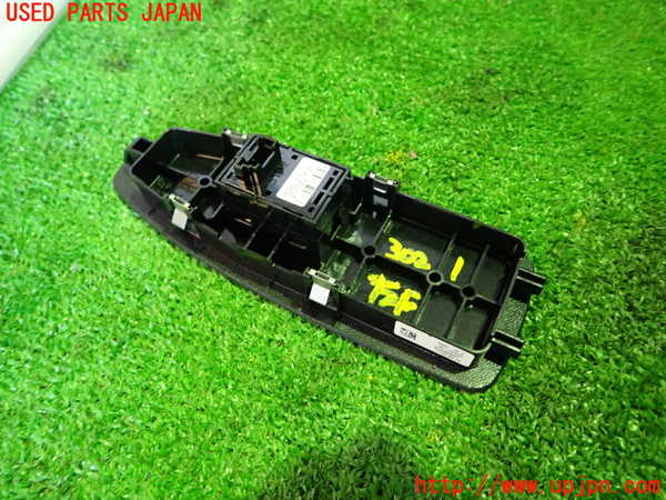 1UPJ-30216245]BMW 118i F20(1R15)左前パワーウィンドウスイッチ 中古_m0002.jpg