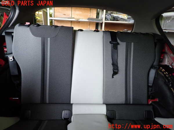1UPJ-30217385]BMW 118i F20(1R15)リアシート 中古_m0002.jpg