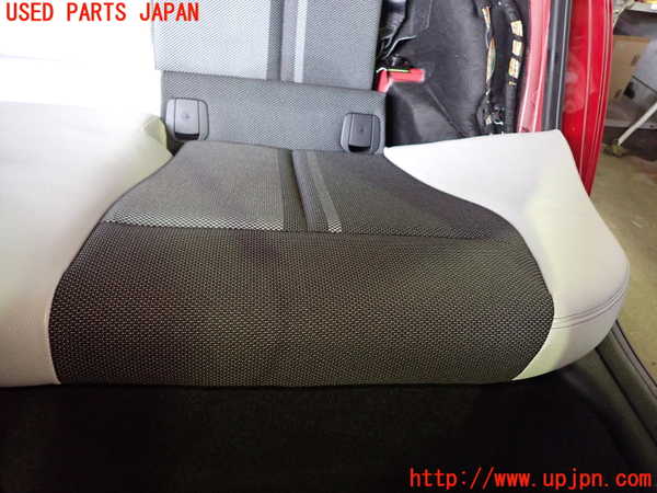 1UPJ-30217385]BMW 118i F20(1R15)リアシート 中古_m0003.jpg