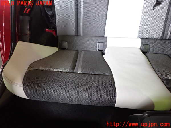 1UPJ-30217385]BMW 118i F20(1R15)リアシート 中古_m0004.jpg
