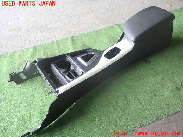 1UPJ-30217540]BMW 118i F20(1R15)センターコンソール 中古_m0002.jpg