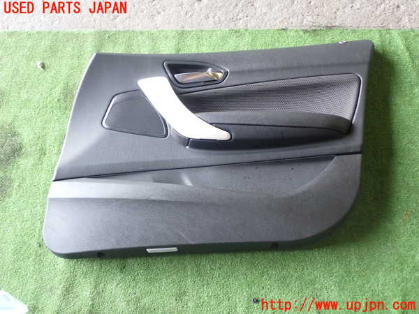 1UPJ-30211234]BMW 118i F20(1R15)右前ドア内張り 中古_m0001.jpg