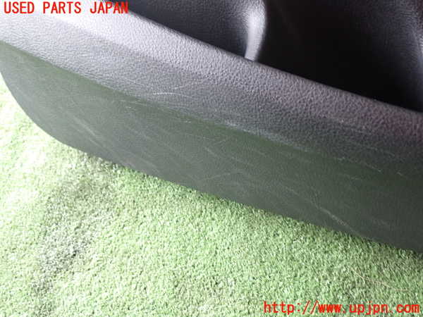 1UPJ-30211234]BMW 118i F20(1R15)右前ドア内張り 中古_m0002.jpg