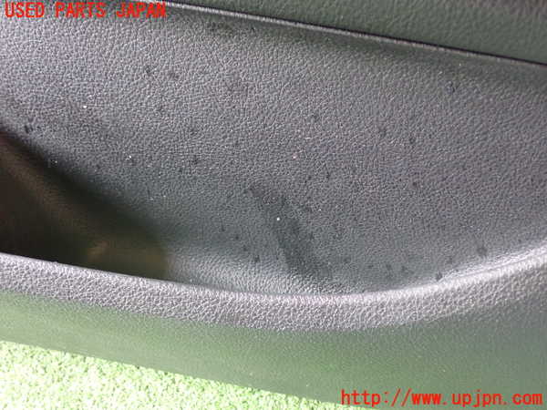1UPJ-30211234]BMW 118i F20(1R15)右前ドア内張り 中古_m0003.jpg