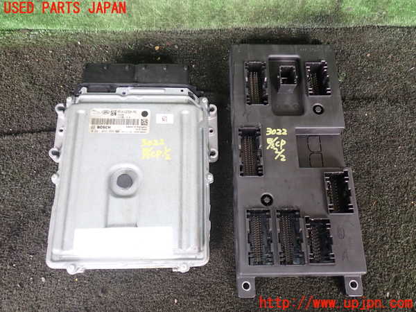5UPJ-30226110]ランドローバー・レンジローバー スポーツ(LW3KB)エンジンコンピューター 中古_m0001.jpg