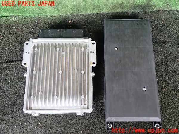 5UPJ-30226110]ランドローバー・レンジローバー スポーツ(LW3KB)エンジンコンピューター 中古_m0004.jpg